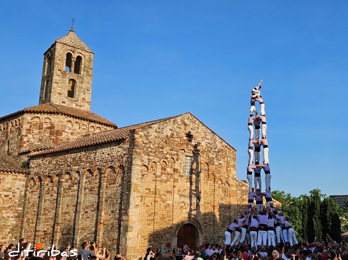 Minyons's tweet photo. Primer 3de9f de la temporada, fet el passat dissabte 23 de maig a la Diada del Patrimoni, a la Seu d’Ègara! 😍

📸 @ditiribas 

#castells #terrassa #somlacolla https://t.co/rbk4cAXE5k