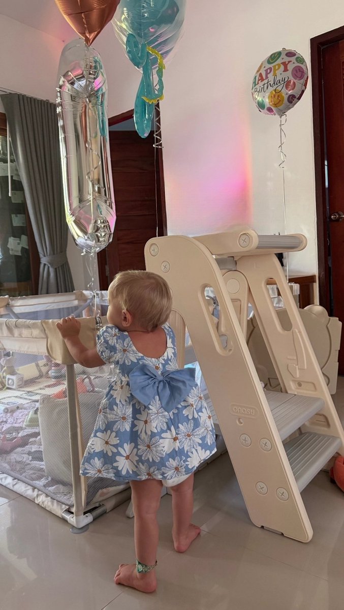 KatyaCloverPsnl's tweet photo. #LoveIsland #Thailand
#KoPhaNgan #islandlife
#BirthdayCelebration #MiniMe #BirthdayGirl #princess
My baby girl 1st year, I can't believe 🥺 🎂 🎉 https://t.co/08g6z34AeS