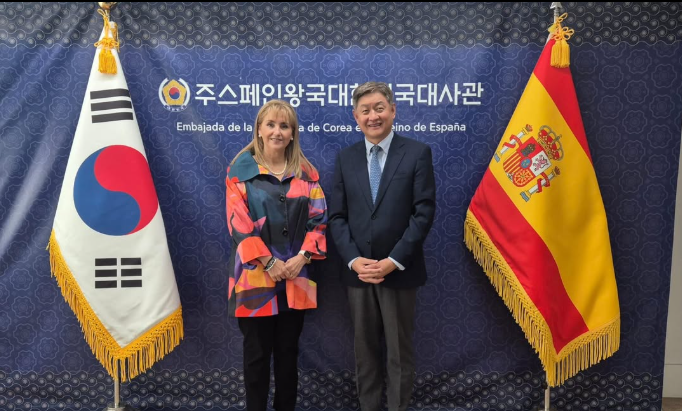 Embajada de la República de Corea en España tweet media