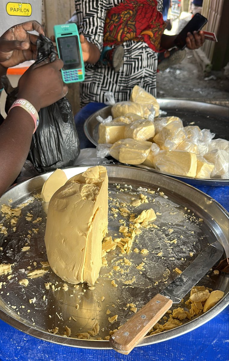 Tobore01's tweet photo. 5 Money Mistakes I Made While Building My Small  Businesses in Nigeria 😅

Some of these mistakes cost me profit…
Some nearly damaged the business completely. TBH,

1. Posting every small win online too early suddenly everybody remembers you owe them “help” and become your enemy if u don’t help them. But I can’t please everybody na so I nor send them 😂

2. Buying machines or supplies without checking multiple markets , I make sure I squeeze every of my vendors to save little money through negotiations because streets nor supposed run me street.

3. Rushing into “urgent” investment deals  or gambling with my factory money, I was a member of betting Twitter NG but I have quited it ,Greediness will cost you a lot.😔

4. Using business profit to flex instead of reinvesting  enjoyment finishes fast, but reinvestment keeps cash flowing and gives you edges over competitors.

5. Building a business that cannot survive without you once you rest or fall sick, everything slows down. Every day I’m trying to scale this business so it can work without me 

Small business will humble and teach you 

Which one have you experienced before?
Small business will teach you money discipline faster than any motivational speaker.