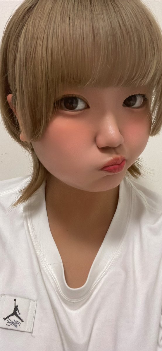 あめ tweet media