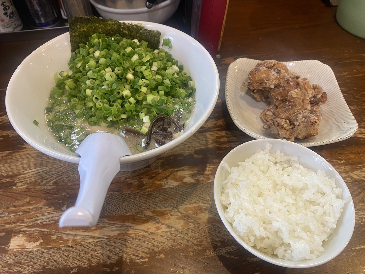 知葉を叫びし者 お茶漬け🍵🍚 tweet media