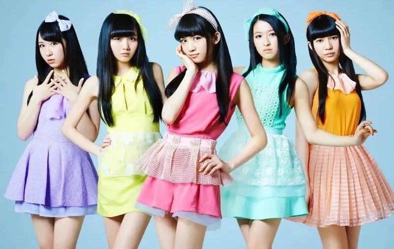 Infinitybla's tweet photo. @shibapawz That's your opinion. Men infantilise women in so many ways it's not even funny; Demanding they have no hair on their body below the eyebrows, dress&amp;behave like toddlers, given the same status (women&amp;children first).
They too, pedophilic? Japan do this›less sex violence PerCapita https://t.co/FVnX7ehSDf