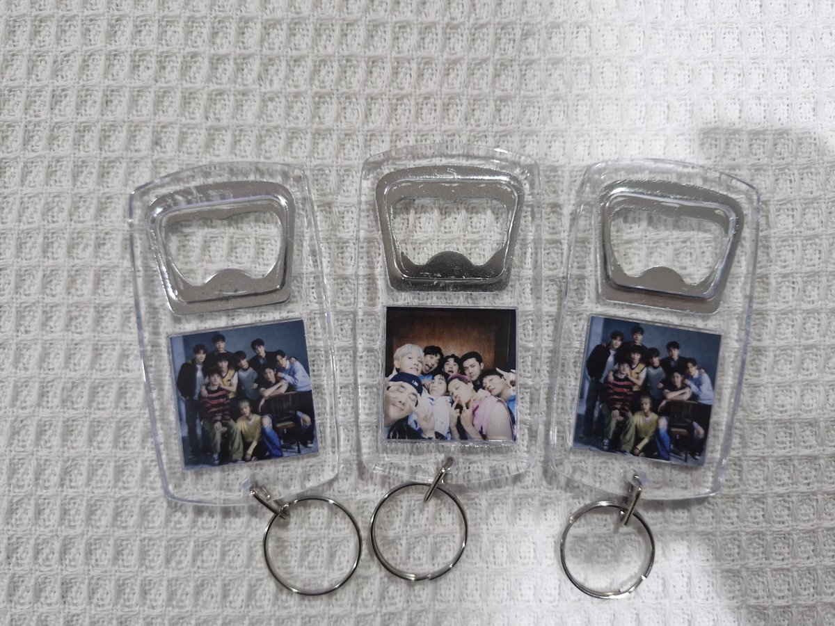 GiveKook's tweet photo. พวงกุญแจที่เปิดขวด 
ชิ้นละ 20  บาท  ขั้นต่ำ 10 ชิ้น  
สนใจสอบถาม DM&amp;Line นะคะ  
#รับทําgiveaway #รับทําของแจก #รับทําของแจกหน้าคอน #ITZY_TUNNELVISION_BKK  #NCTJNJM_FANMEETING_TOUR_DUALITY #tencore0110concert
#JAEHYUN_MONO_BANGKOK
#bts_worldtour_arirang_bkk https://t.co/fMswCbcpt5