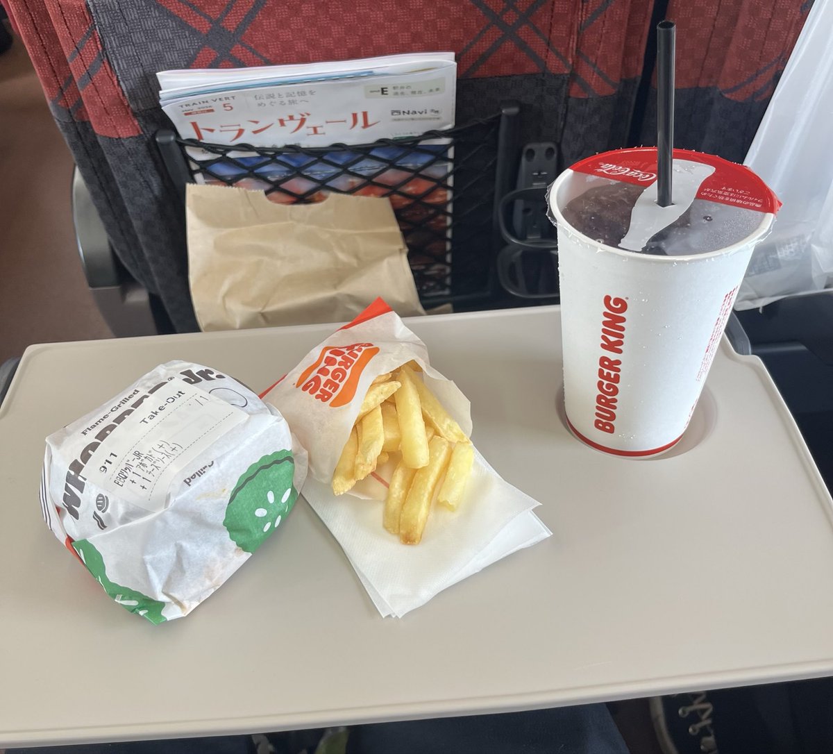 bakashojik's tweet photo. 切実な願いだけど上越市か妙高市にバーガーキングとサンマルクを1店舗ずつでいいから作ってほしい🥺マックとモスバーガーとスタバとコメダ減らしていいから…。 https://t.co/vbgKGAJwTU