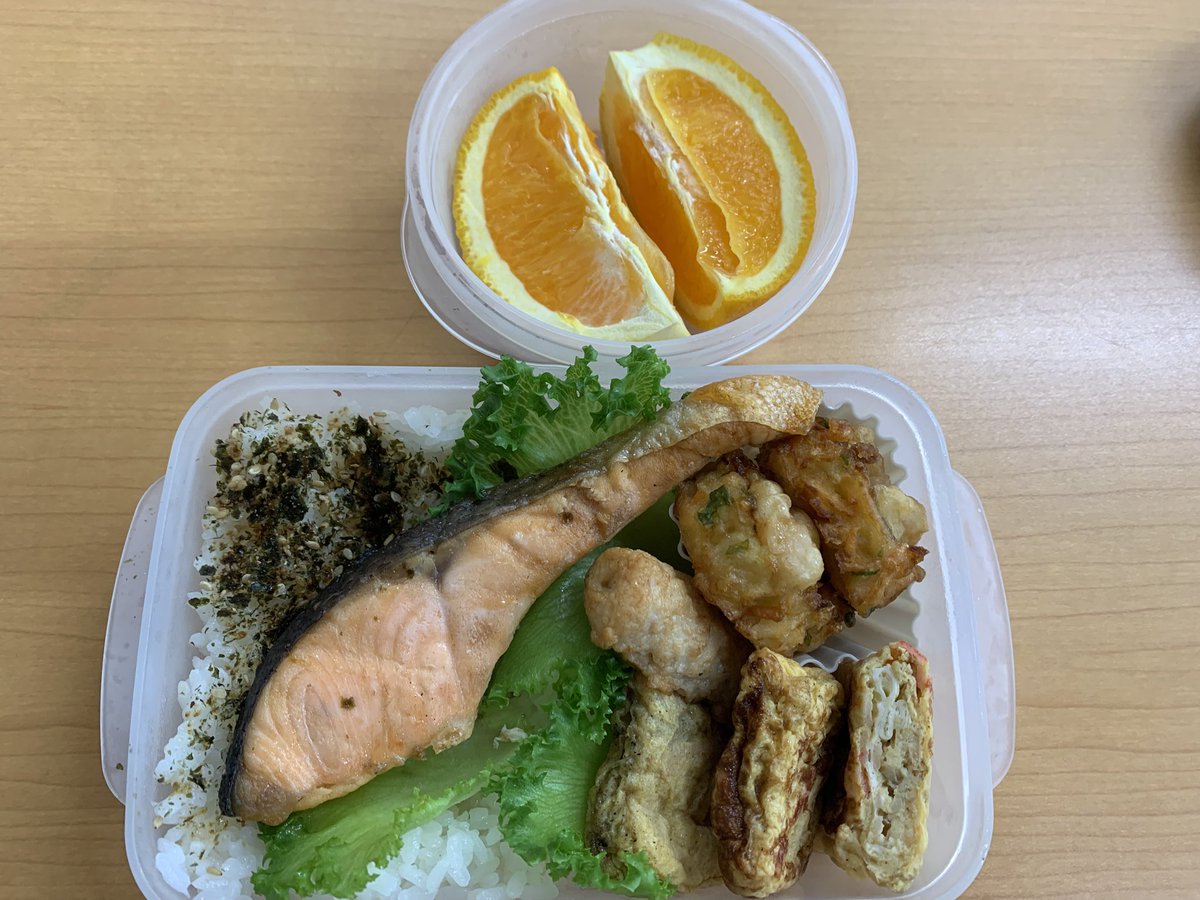 ご飯の時間だよ〜♪ tweet media