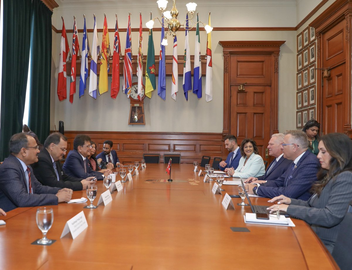 DDIndialive's tweet photo. Union Minister @PiyushGoyal tweets, "Called on Hon'ble Doug Ford, Premier of Ontario, and discussed opportunities to deepen India-Ontario collaboration. We also explored cooperation across manufacturing, technology, infrastructure, clean energy, food processing, and critical minerals, while strengthening bilateral trade and investment partnerships."