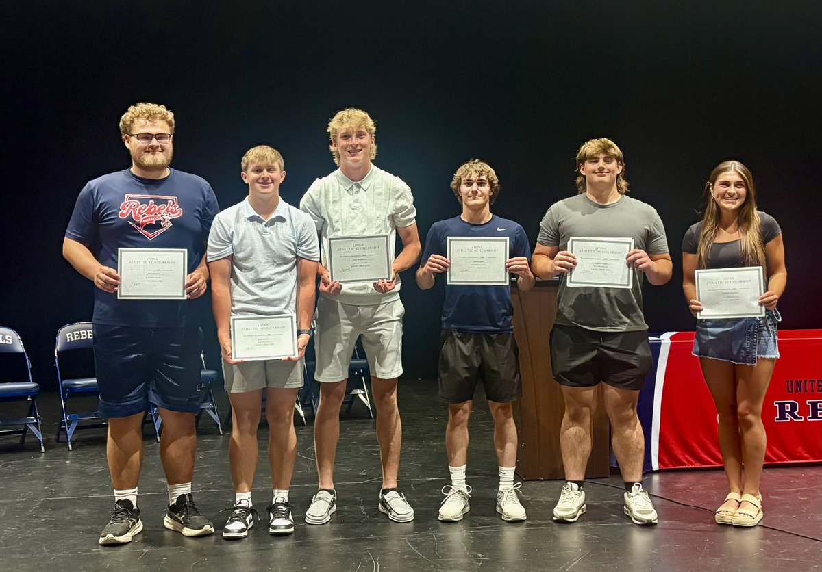 USCactivities's tweet photo. We hosted the 50th Annual Lions Athletic Banquet tonight in Rebel Country.
Congrats to our new Hall of Famers, scholarship recipients, service award winner, and sportsmanship award winners!
#prideUSC https://t.co/pIHCw1gBvN