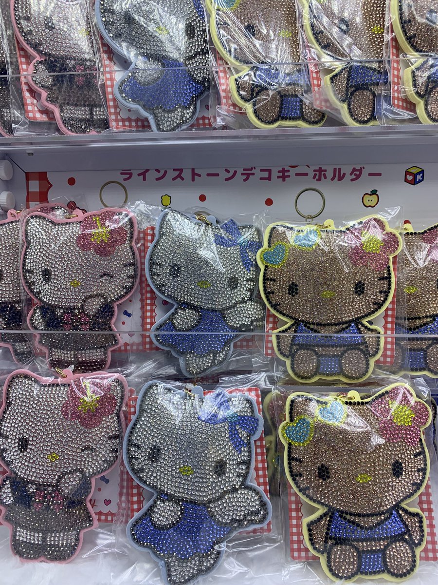 🆕✨新景品情報】 ハローキティ ラインストーンデコキーホルダー 入荷