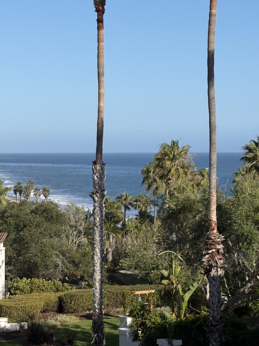 PeterHotez's tweet photo. I’m here in beautiful Santa Barbara CA giving the keynote tomorrow for the Glenn Medical Research Foundation explaining how anti-science works my recent book with @MichaelEMann #ScienceUnderSiege to help their scientists understand the depth and breadth of the antiscience empire. The beauty of Santa Barbara, and it really is striking, is a bit incongruous with my very dark remarks tomorrow