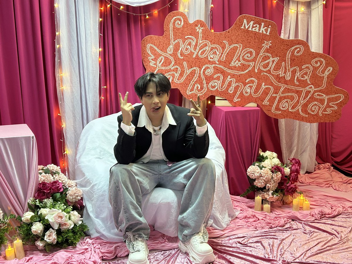ABSCBNpr's tweet photo. Our KOLORCOASTER starboi is here! 🎢🌟

HAPPENING NOW: @clfrnia_maki spills the story behind his new single “habangbuhay pansamantala” and his upcoming KOLORCOASTER Southeast Asian in Singapore and Indonesia.

#Maki #habangbuhaypansamantala #TarsierRecords https://t.co/w5NFwug9xo