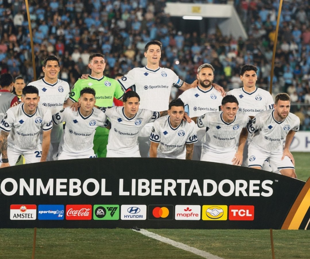 Tresddescuento's tweet photo. #CopaLibertadores / Balance positivo para los equipos argentinos. Victorias de #Platense e #IndependienteRivadavia. #RosarioCentral cayó de visitante. Los tres estarán en los octavos de final https://t.co/hdgEOJ6toT