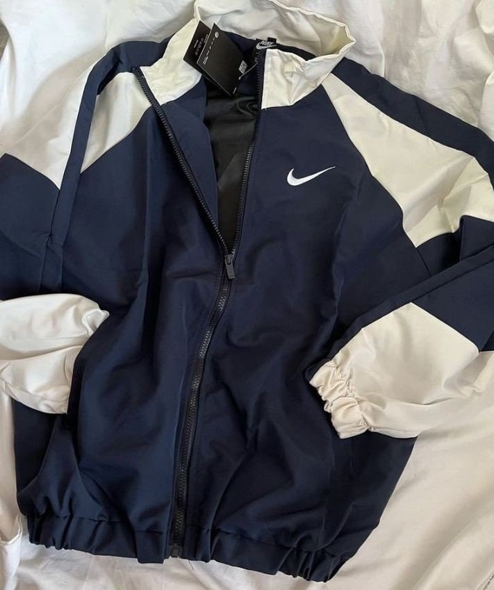 greenhikun's tweet photo. vintage varsity jacket unisex

a thread https://t.co/ZU14bDuYAO
