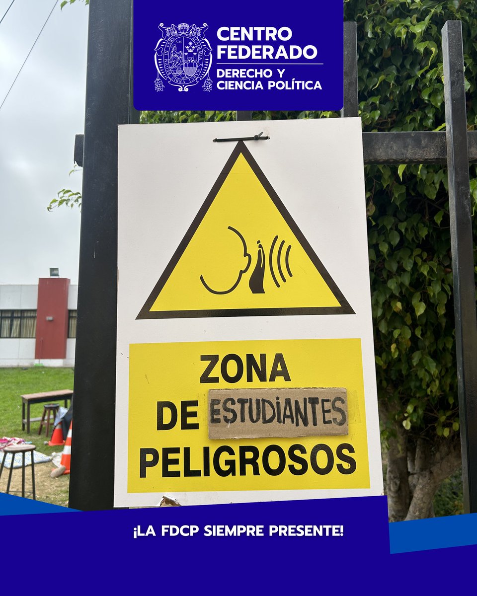 CFdcpUnmsm's tweet photo. 📸✊ 15 días de toma, organización y resistencia estudiantil

Compartimos el registro fotográfico de las jornadas vividas por las y los estudiantes de la FDCP durante la toma universitaria, en defensa de la autonomía, la democracia y la representación estudiantil. https://t.co/jK9A0Nc7Ii
