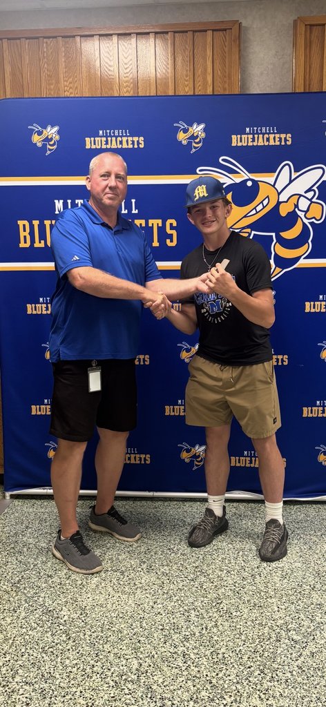 MHSBluejacketAD's tweet photo. A big thank you &amp; congratulations to MHS baseball player Cooper McFadden.  During a baseball sectional game @ Mitchell, Cooper allowed an opposing player to borrow his catcher's equipment. The opposing team's AD rewarded MHS with a sportsmanship point. Great job, Cooper! https://t.co/EassQEOh5v