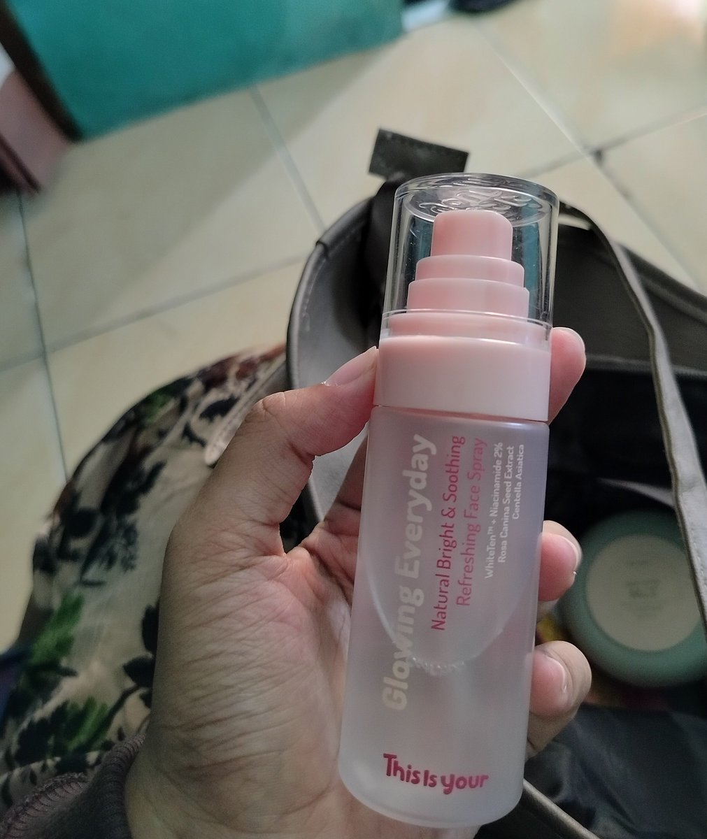 ejylfe's tweet photo. pantesan aqeela bisa seglowing itu, ternyata pake ini, dan beneran se gong itu dong https://t.co/v2F5FSXclc