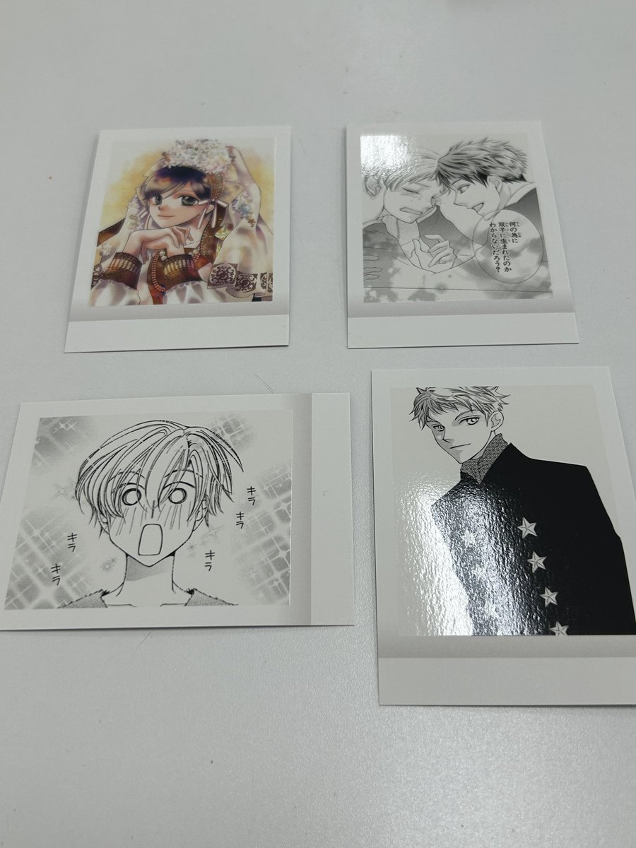 _chata2_'s tweet photo. @tumu_maru0317 こんにちは、はじめまして。
検索よりお声がけ失礼いたします。

画像の右側上下の物所持しております。お写真お借りしまして💖のお印させていただいたお品物との2:2でのお取引は可能でしょうか？
ただいま出先のためID付きのお写真は帰宅次第お送りします。
ご検討よろしくお願いいたします。🐱 https://t.co/yHeopAZ2Z5