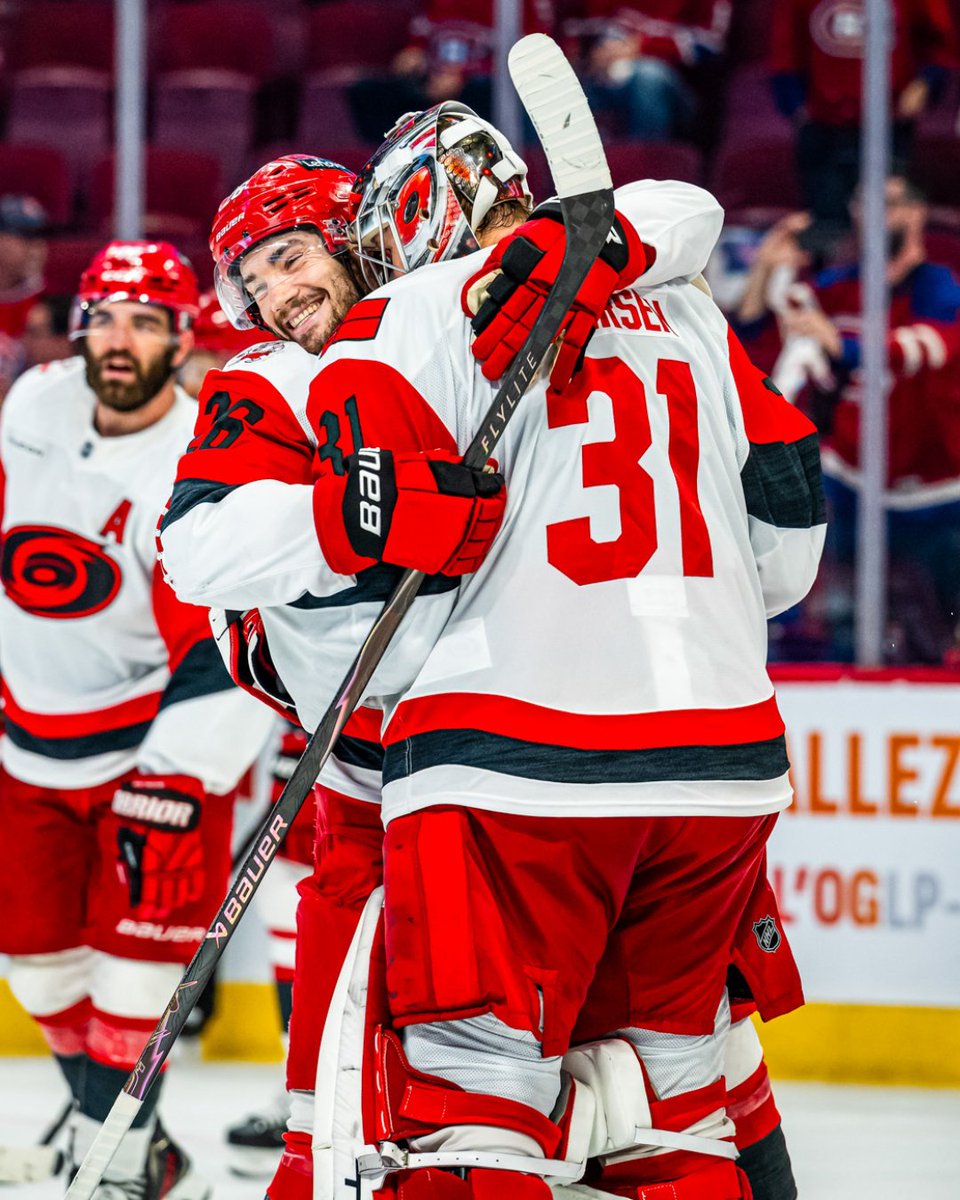 Canes's tweet photo. Bonne nuit https://t.co/qc7uTRt7er