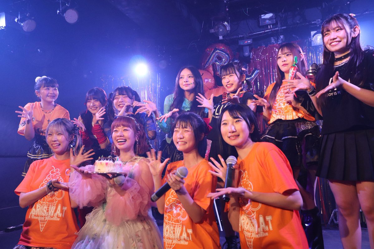Bubros_rinrin's tweet photo. +｡:.ﾟஐ⋆*♡･:*ೄ‧͙·ஐ⋆*♡･:*ೄ‧͙·*♪
りんりんバースデーパーティー！
&amp;アフターパーティー改めてありがとう
人生で1番幸せな日でした✨
みんなと同じ時代に生まれて
出会えてよかった！
アイドルでいさせてくれてありがとう!

ALT ✉️ྀི𓈒𓏸
+｡:.ﾟஐ⋆*♡･:*ೄ‧͙ஐ⋆*���･:*ೄ‧͙·*♪ https://t.co/3t2iG3xVdL