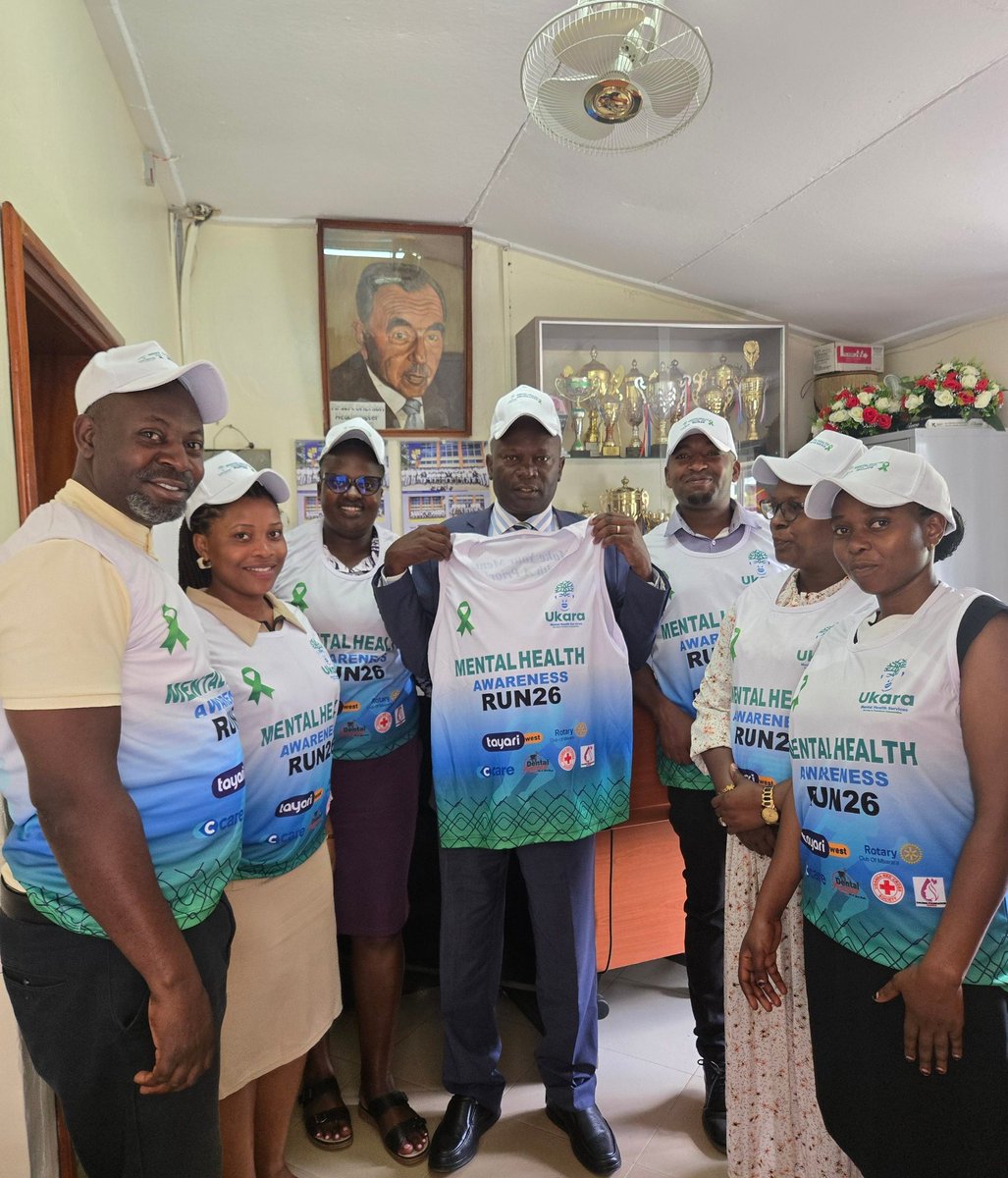 Ukaramental's tweet photo. A big thank you to @Ntare_School for standing with us and supporting the cause. Together, we are creating awareness, inspiring hope, and championing #mentalhealth for all. #MakeYourMentalHealthaPriority https://t.co/B4fbTT7JAr