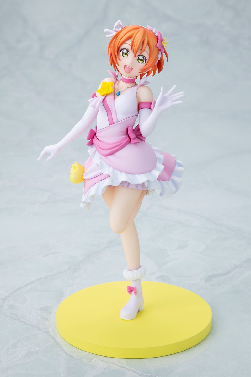 timelyrinpana's tweet photo. bokutachi wa hitotsu no hikari figures 💚💛 https://t.co/43phLIbyZj