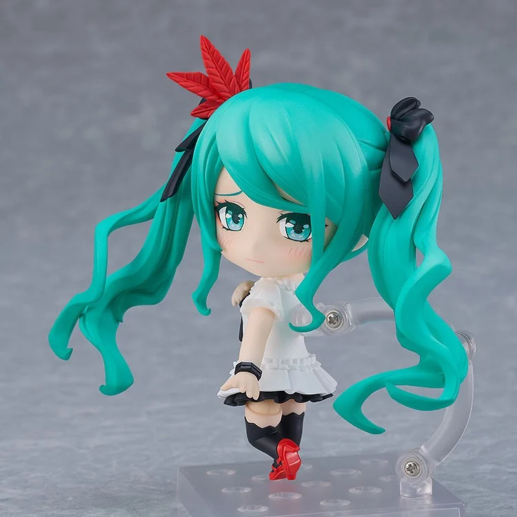 hobbysearch's tweet photo. ねんどろいど 初音ミク ワールドイズマイン 2024Ver.

🎼予約受付中🎼
https://t.co/cj5UEMUXwN
「#初音ミク」が、イラストレーターredjuice氏によって描かれた最新イラスト「#ワールドイズマイン 2024」を元にねんどろいど化！

表情パーツ：「にっこり顔」「流し目笑顔」「赤面顔」
オプションパーツ：「王冠」「いちごの乗ったショートケーキ」ほか