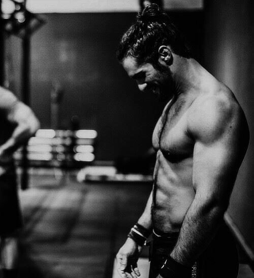 FOURSGODDESS's tweet photo. Forty years ago, the man Amphitrite chose for me, my husband—Nereus Delphin Aegean—was born. Despite how well-off my family was, I’ve never had it easy. There were times when I thought I’d thought I’d be dead before I ever entered an Arena, but you, my love, were the one thing > https://t.co/1Z38uFpqMN