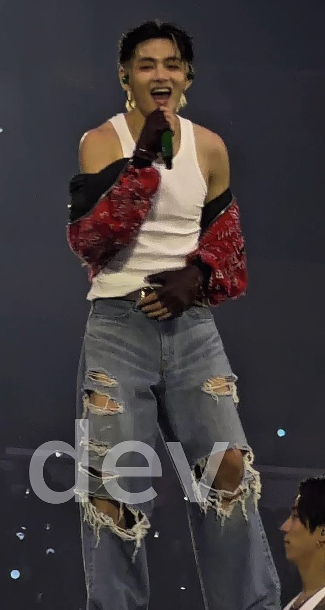 dev is seeing bts today! tweet media