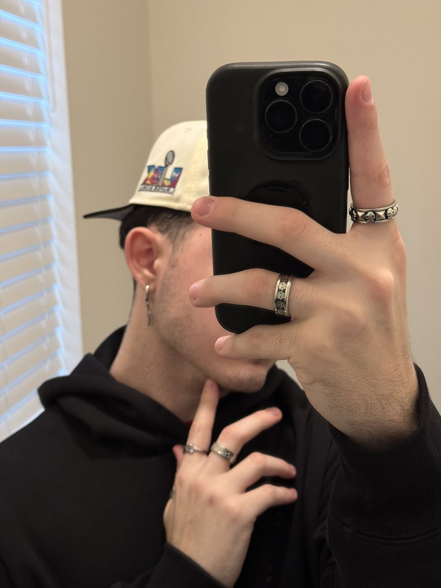 SpiftyCbr's tweet photo. Let’s have some fun together, link in bio 🖤🥀 https://t.co/Cfu5fdgstp