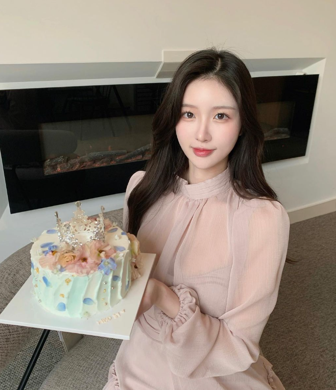 xexten55's tweet photo. 어떤 감정도 솔직하게 나눌 수 있는 친구를 찾고 있어요. 마음 속 깊은 이야기나 고민도 편안하게 털어놓을 수 있으면 좋겠어요.

#인간관계 #우리친구 #인간관계의비밀 https://t.co/xl2iq9XAai
