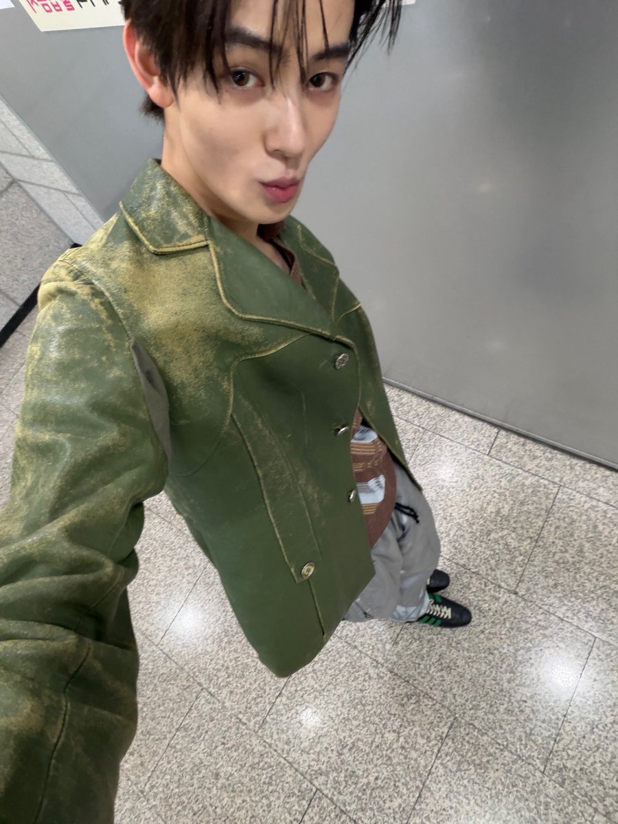 현이✮ tweet media
