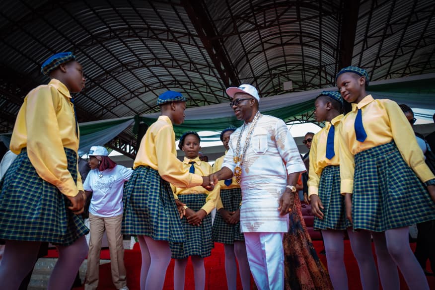 ANAKUBAIFEANYI's tweet photo. Governor @CCSoludo and his wife, @NonyeSoludo, graced the 2026 National Children’s Day celebration held at Alex Ekwueme Square, Awka.
27 May 2026
#happychildrensday
#SolutionIsHere
#AnambraIsRising https://t.co/ILoIlfkVM8