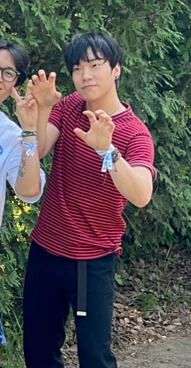 쫑 tweet media