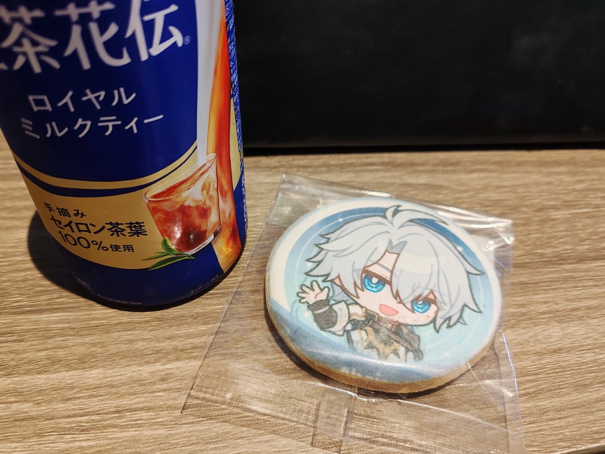 Napsutti's tweet photo. Tuli nälkä niin syön hänet pois 🥲 https://t.co/ixlLnEwuVm