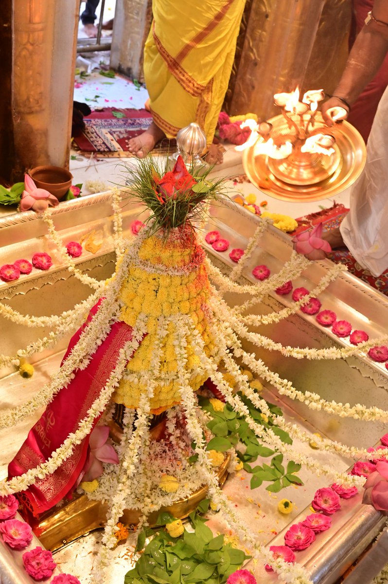 Shri Kashi Vishwanath Temple Trust tweet media