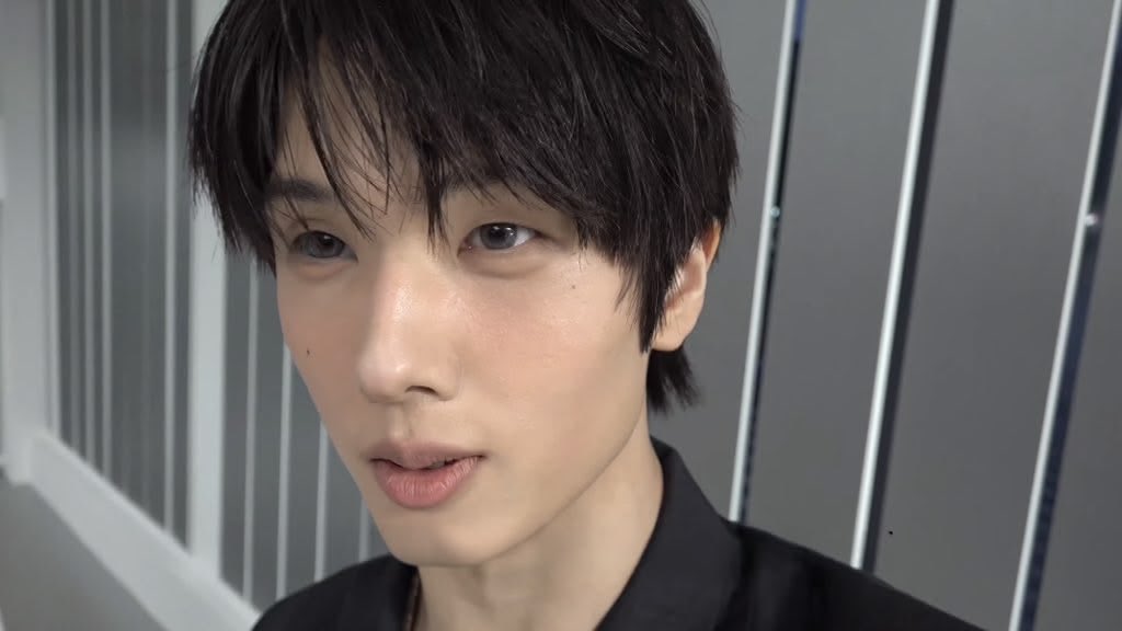 daily jisung tweet media