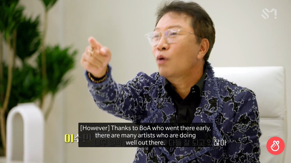 epipeny's tweet photo. Lee Soo Man saying that it’s thanks to SM artists that Korean artists are doing well and getting Billboard No. 1s 🙏 https://t.co/N9oUXW1NRM