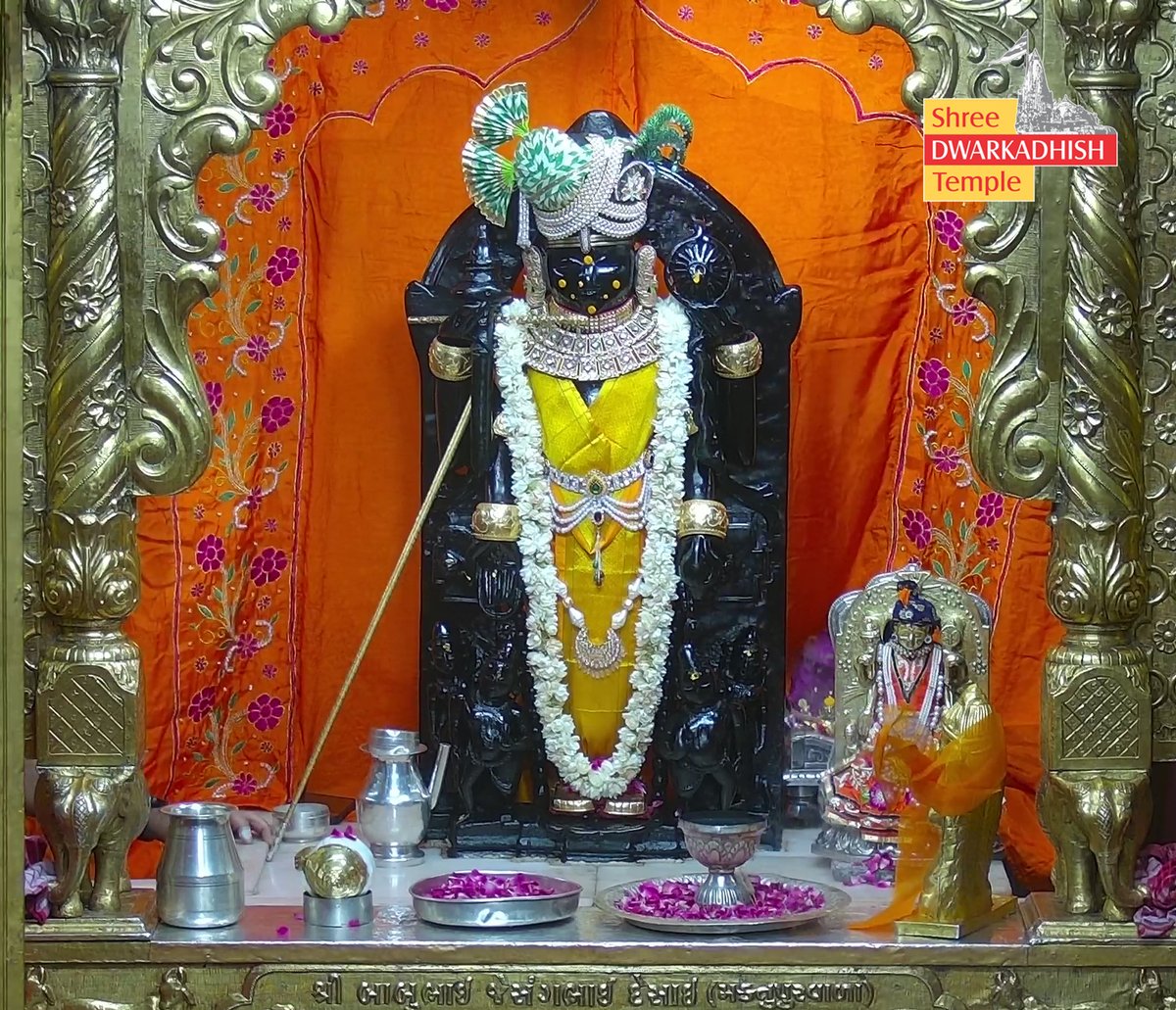Shri Dwarkadhish Mandir tweet media