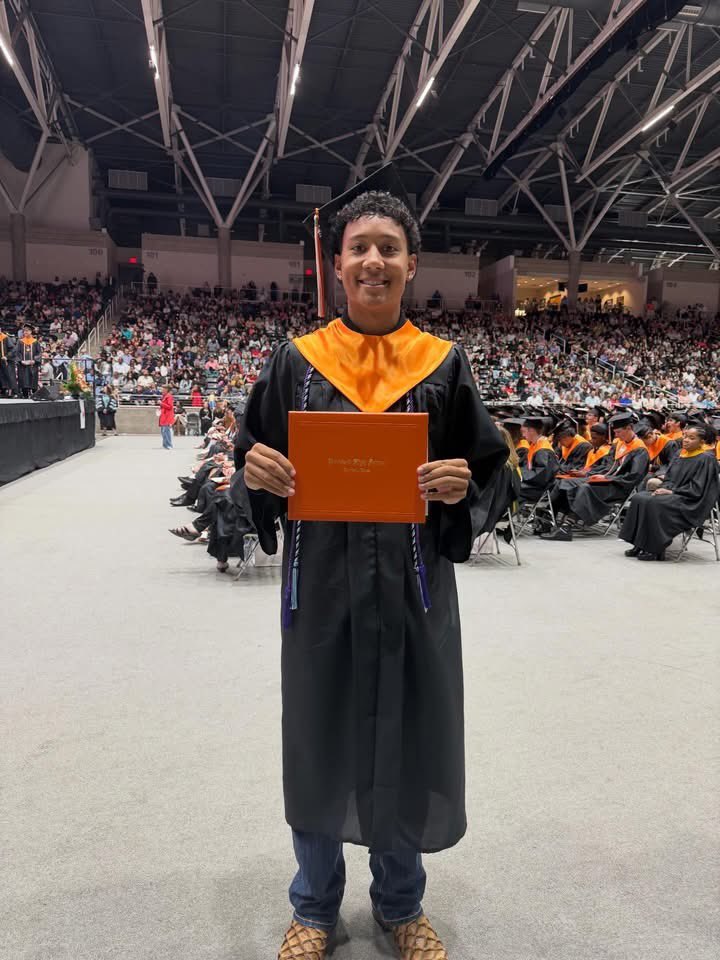 CoachNails's tweet photo. Today AJ graduated from high school! So many memories together… NFL Draft, college games, Rangers &amp; Stars games, camps, visits, flights, training sessions, and years sharing the football field as father &amp; son. Proud doesn’t even begin to describe! GOD WINS! #JFND https://t.co/5FD8GBNRYK