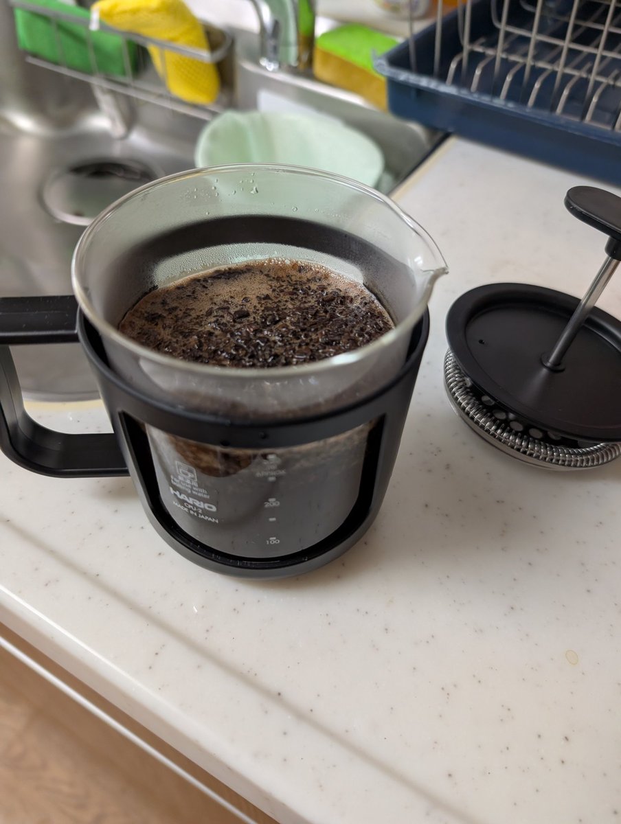 ossantorimer's tweet photo. フレンチプレスなるものを購入。
濃厚なコーヒーが味わえます。 https://t.co/6Tqz62UeIB