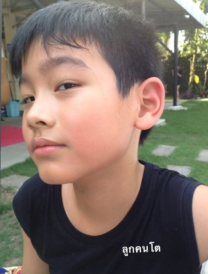 copfiholic's tweet photo. "r u stupid???"             vs.          "tanga kaba???" https://t.co/46fwyH7UBy