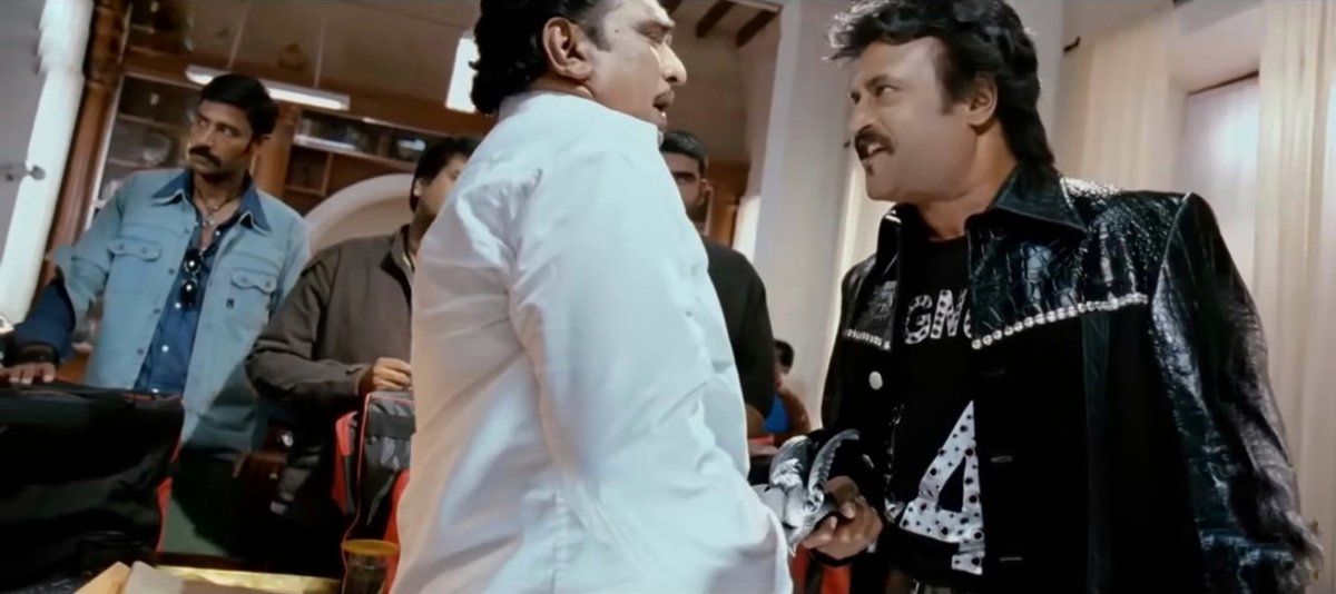 RockybhaiOffcl's tweet photo. RJB : King is coming for his throne nu........enna summa lolalaaiku sonnenu ninachiya. https://t.co/Y22iAg1bZA