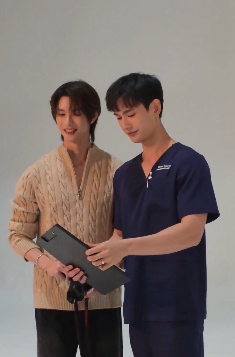 Inthemiddleoft9's tweet photo. แหวนคู่มาตั้งแต่ต้นเรื่องแบบนี้ ขมไม่คายแน่นอน 🫠🥲

 #TheGrimLoverFitting https://t.co/uPRenu56wN
