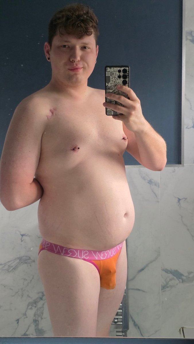 rascalpupLondon's tweet photo. Day 3 locked, feeling big and beautiful! https://t.co/8wvwLUieLc