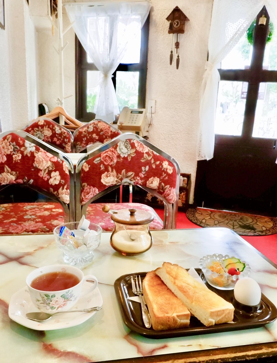 珈琲 壹番館さんに作品集やDMを置いていただきました！とても嬉しい