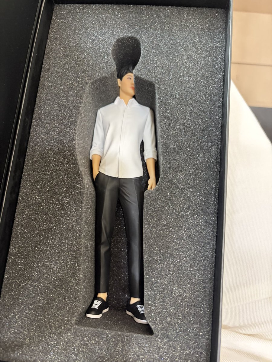 _daparayo_'s tweet photo. exo official 3D real figure full set
Korean address needed‼️DM plz 
첸 풀셋0.1
Shipping fee +0.3
반택가능

엑소 포카 백현 변백현 디오 도경수 수호 김준면 세훈 오세훈 시우민 김민석 카이 김종인 첸 김종대 찬열 박찬열 baekhyun do sehun suho kai xiumin chanyeol chen poca pc photocard https://t.co/O71YezL7je