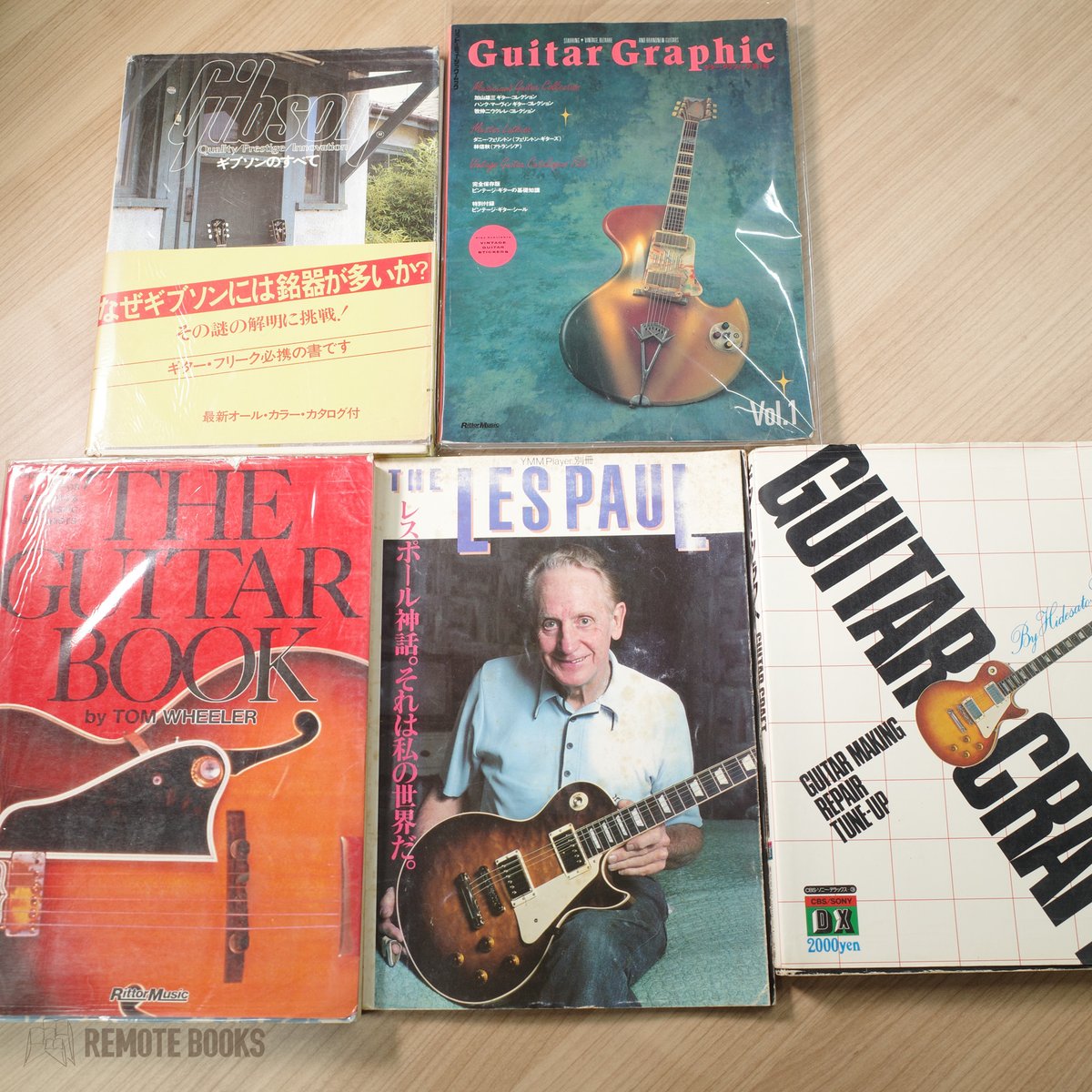Remotebookstaff's tweet photo. ギターの本いろいろ🎸

ギブソンやレスポール関係の本、ギタークラフトの本など入荷してます！

#古本屋 #四日市 https://t.co/qYPkezKs8a