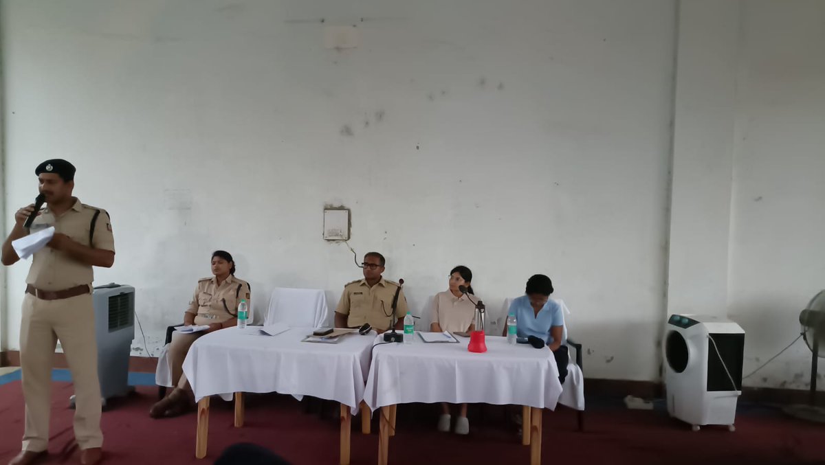 SPBalasore's tweet photo. Balasore Police conducted a comprehensive force briefing in view of peaceful and incident-free celebration of Eid-Ul-Zuha across the district. 

Officers were sensitized on law & order management, public safety, crowd regulation and communal harmony to ensure smooth observance of the festival.