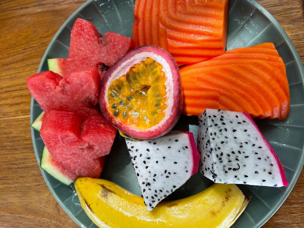 TaraTeacher1's tweet photo. Being a vegan in Thailand is no hardship! #veganfood #whatveganseat #vegan #food #thailand https://t.co/NTNE6MgdQs