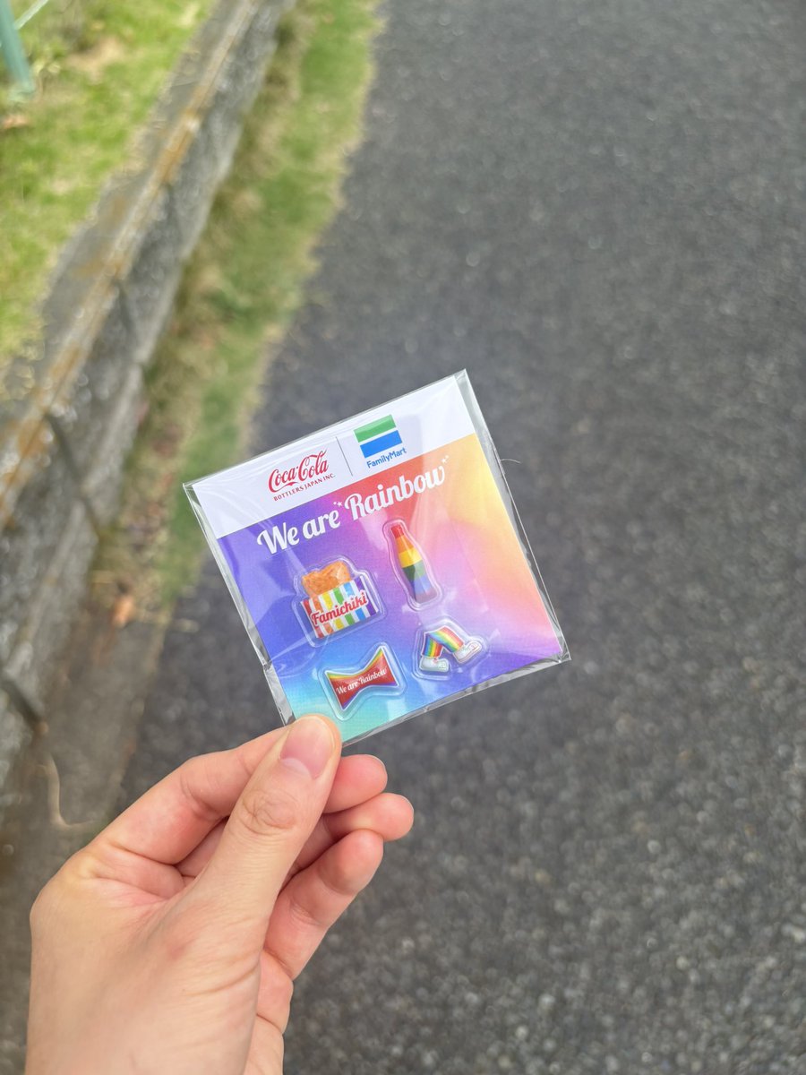 ヒナ tweet media